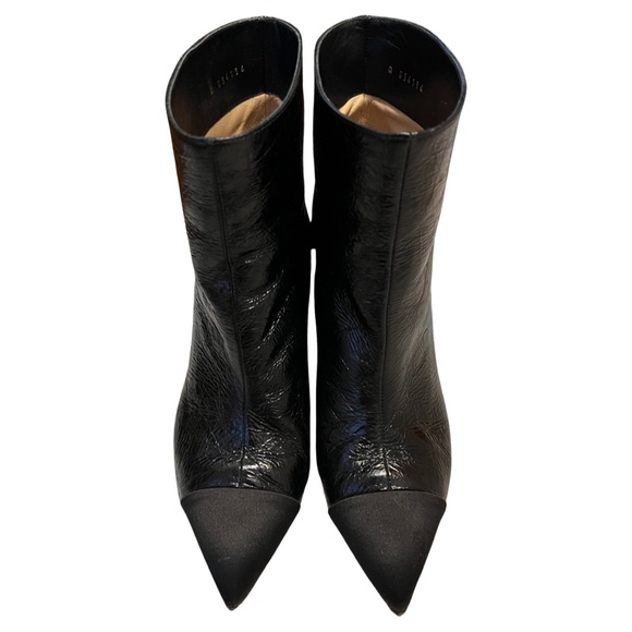 Chanel black leather Coco Chanel sign ankle boots - Picture 3 of 17